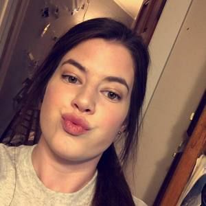 Meet your Posher, Caroline